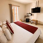 Ethnic Thematic Hotel