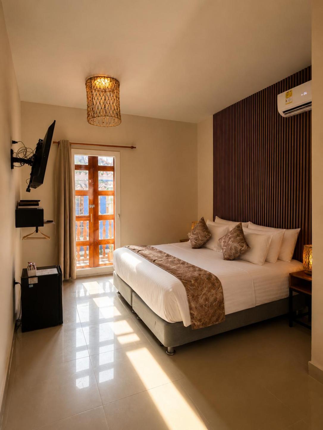 Ethnic Thematic Hotel 2*